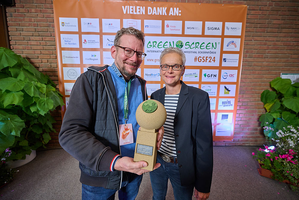 Mike Brandin bei der Preisverleihung auf dem Green Screen Filmfestival in Eckernfördere - ARTENSCHUTZ 2.0 wurde "Bester Wissenschaftsfilm"